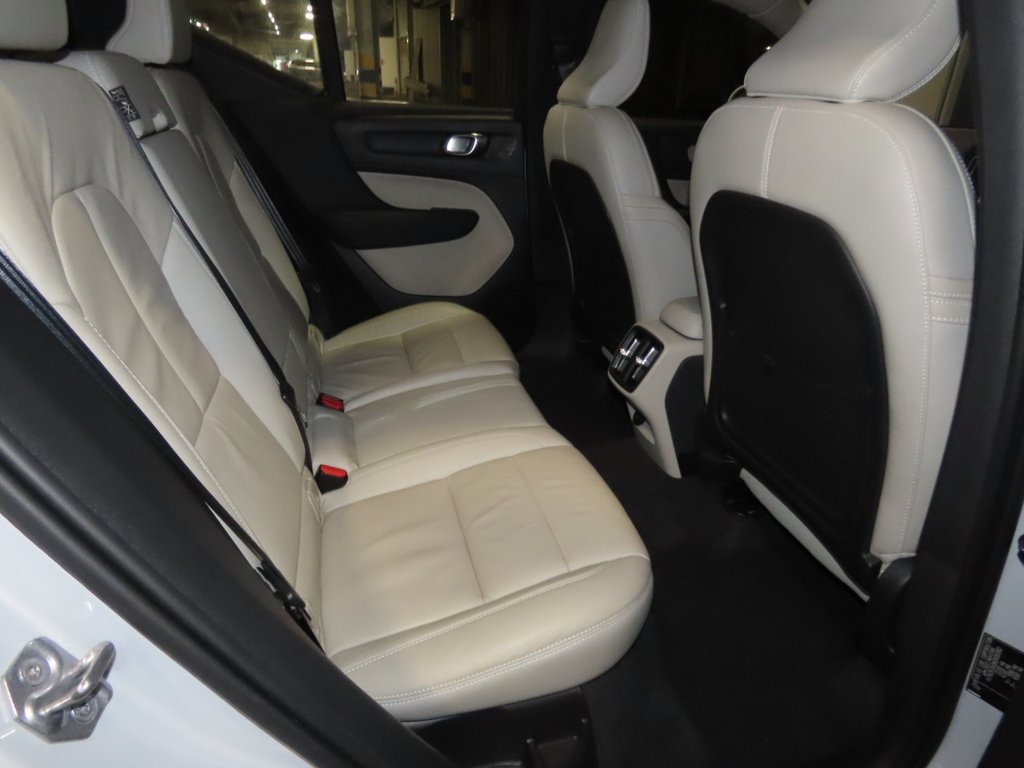 Used Volvo XC40 2021 for sale - 76962779: Photo 13