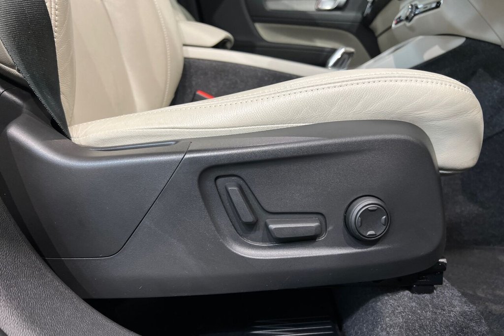 Used Volvo XC40 2021 for sale - 76962779: Photo 23