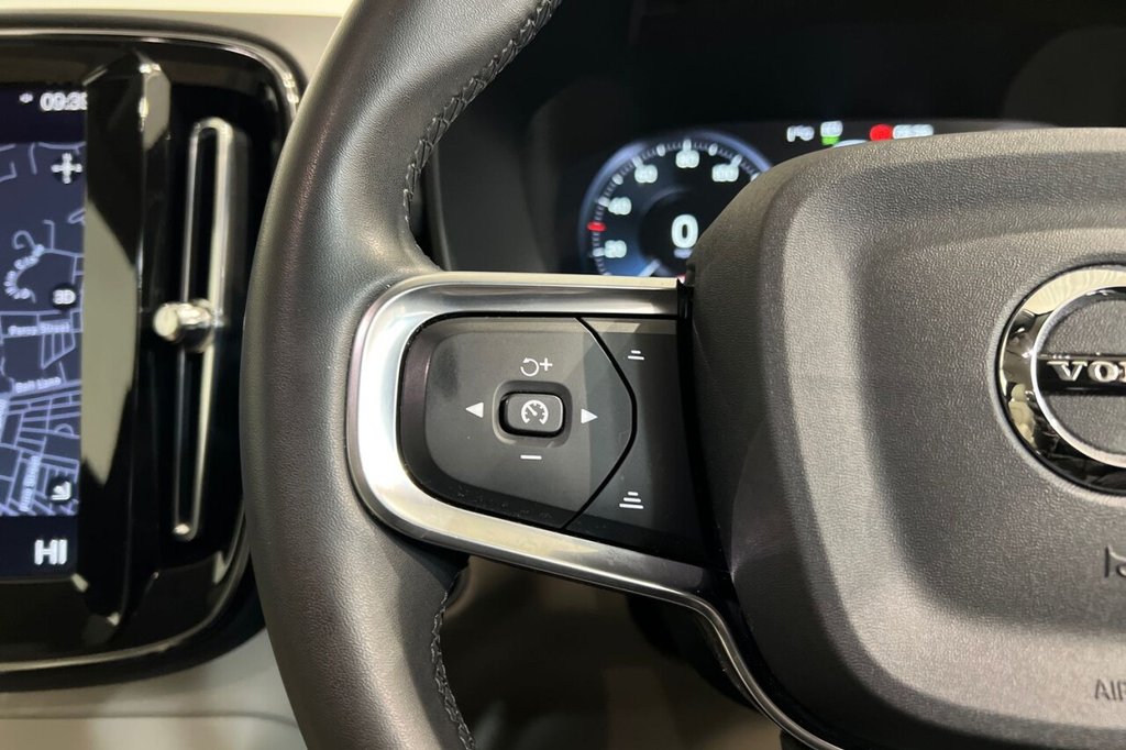 Used Volvo XC40 2021 for sale - 76962779: Photo 26