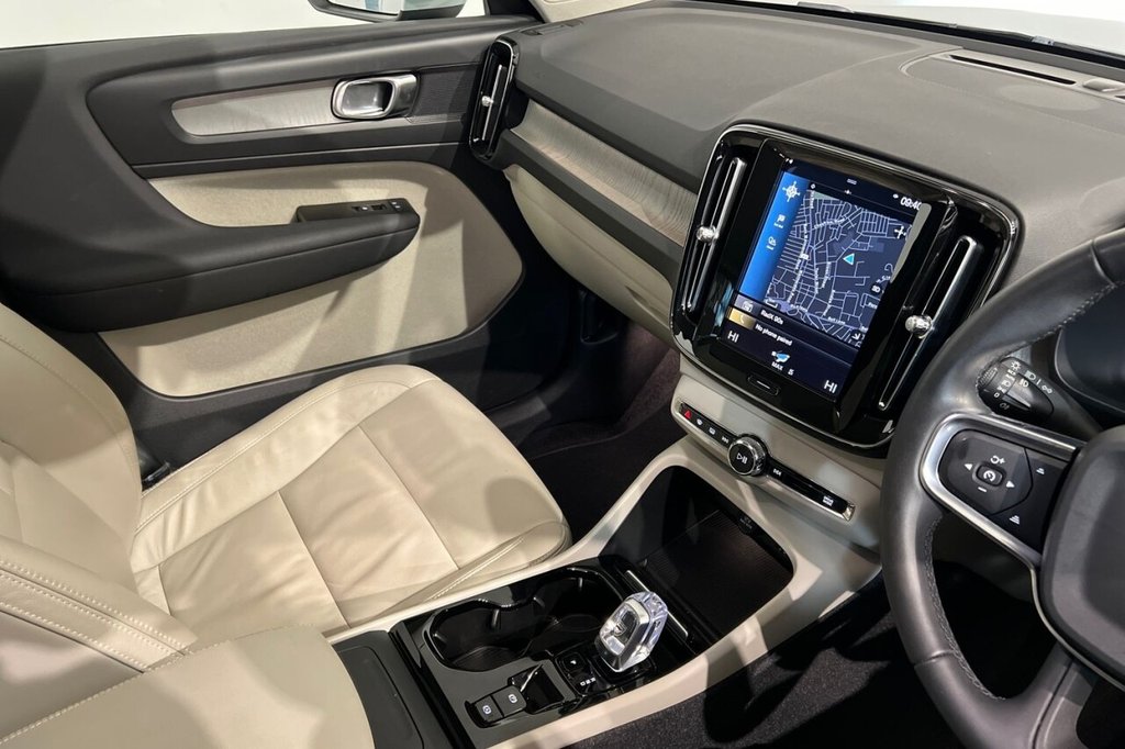 Used Volvo XC40 2021 for sale - 76962779: Photo 35