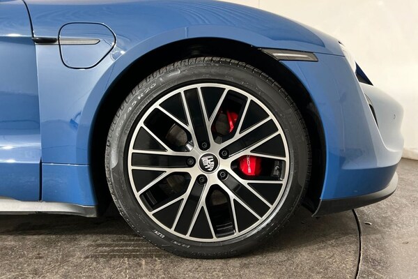 Used Porsche Taycan 2024 for sale - 75432577: Photo 14