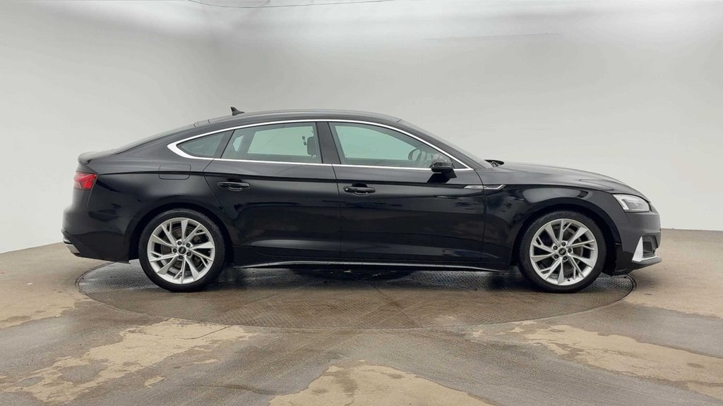 Used Audi A5 2021 for sale - 76923773: Photo 2