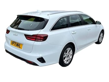 Used Kia Ceed 2021 for sale - 77836052: Photo