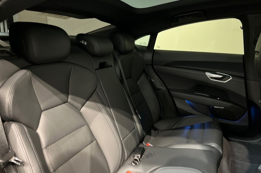 Used Audi e-tron GT 2022 for sale - 77748366: Photo 24