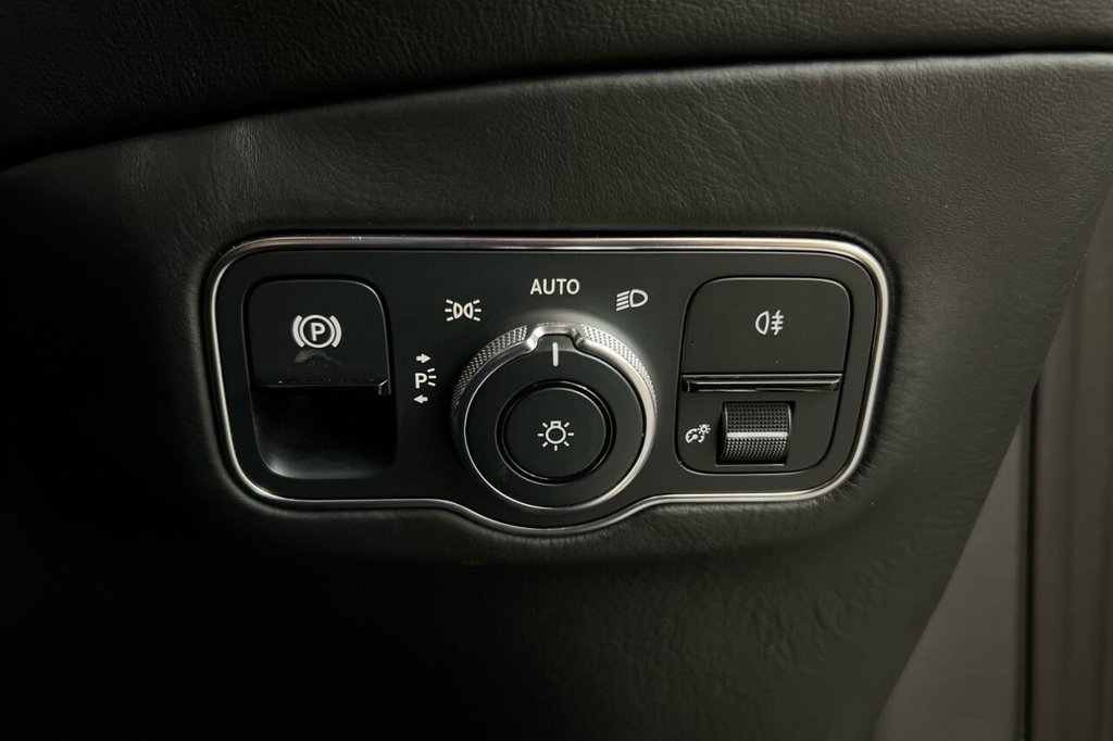 Used Aston Martin DBX 2020 for sale - 76528716: Photo 39