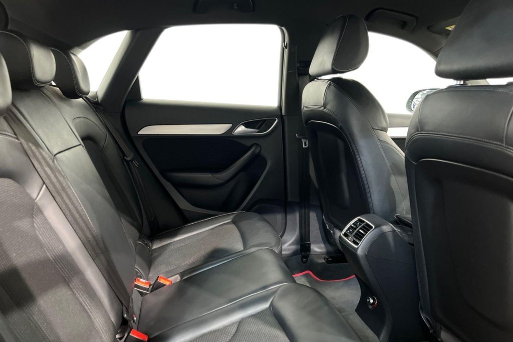 Used Audi Q3 2017 for sale - 77157818: Photo 10