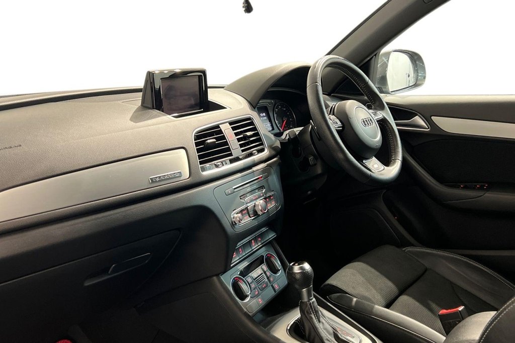 Used Audi Q3 2017 for sale - 77157818: Photo 11