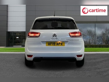 Used Citroen C4 2019 for sale - 76368195: Photo
