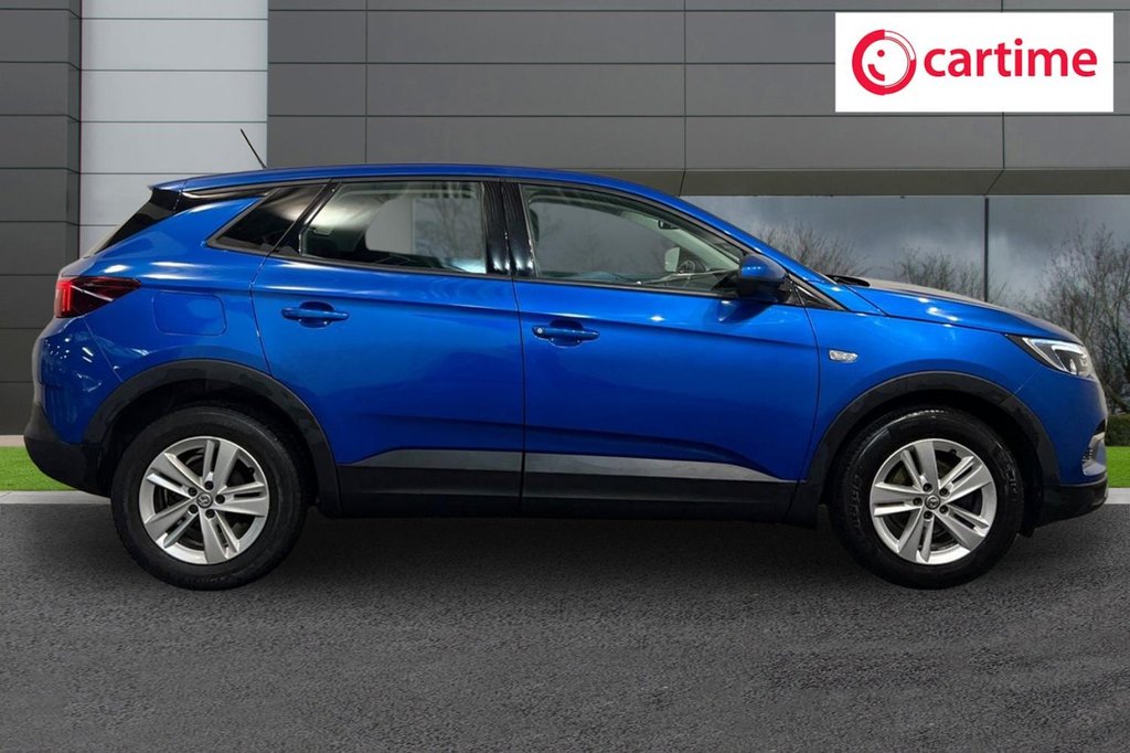 Used Vauxhall Grandland X 2019 for sale - 78022065: Photo 2