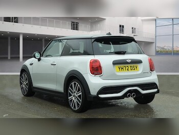 Used MINI Hatch 2022 for sale - 75832775: Photo