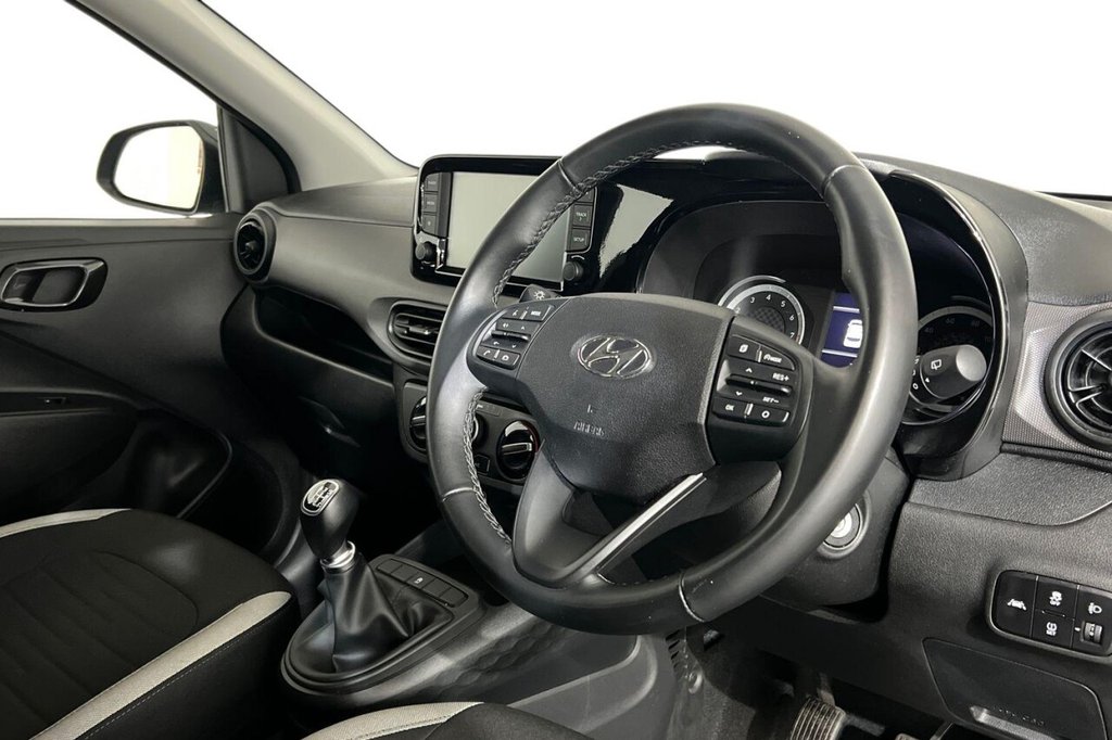 Used Hyundai i10 2021 for sale - 76203165: Photo 9