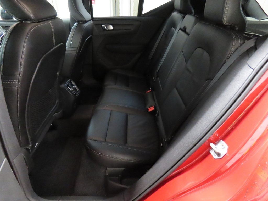 Used Volvo XC40 2021 for sale - 78036348: Photo 5