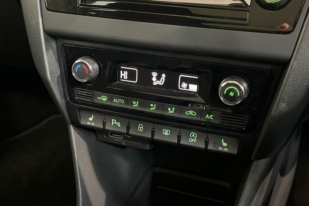 Used Skoda Rapid Spaceback 2019 for sale - 77621815: Photo 33