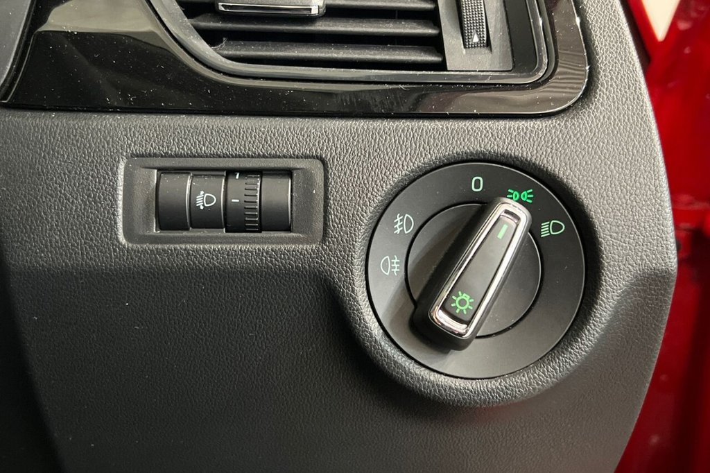 Used Skoda Rapid Spaceback 2019 for sale - 77621815: Photo 35