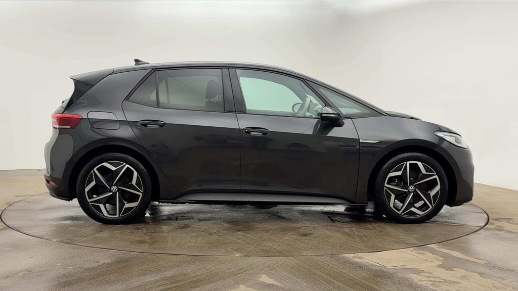 Used Volkswagen ID.3 2021 for sale - 77205510: Photo 2