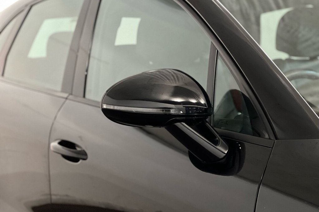 Used Porsche Macan 2022 for sale - 76470468: Photo 16