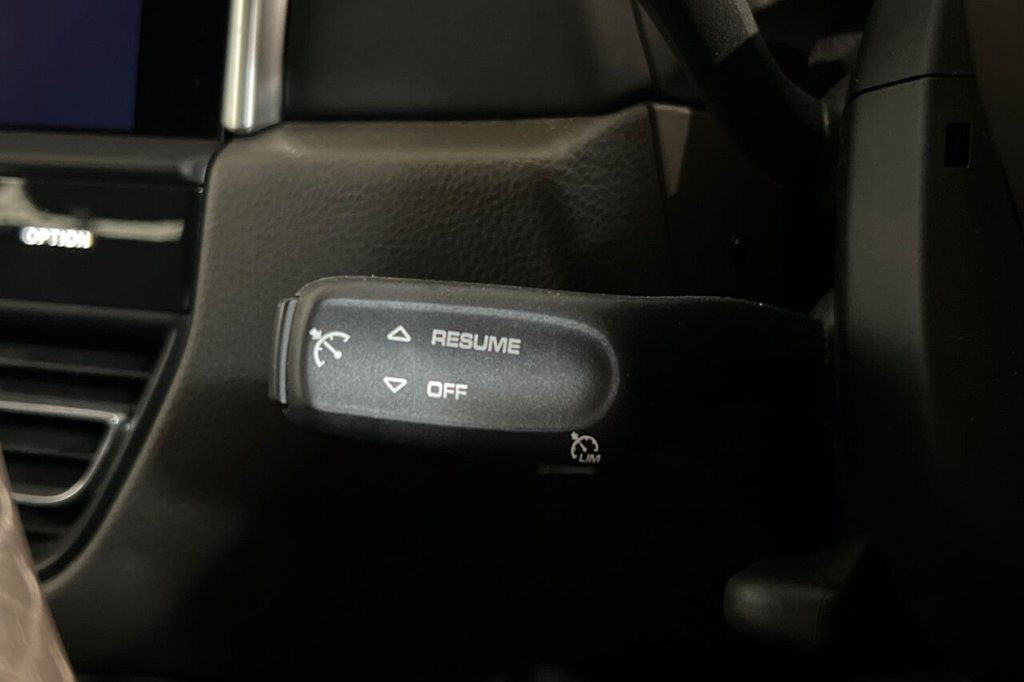 Used Porsche Macan 2022 for sale - 76470468: Photo 28