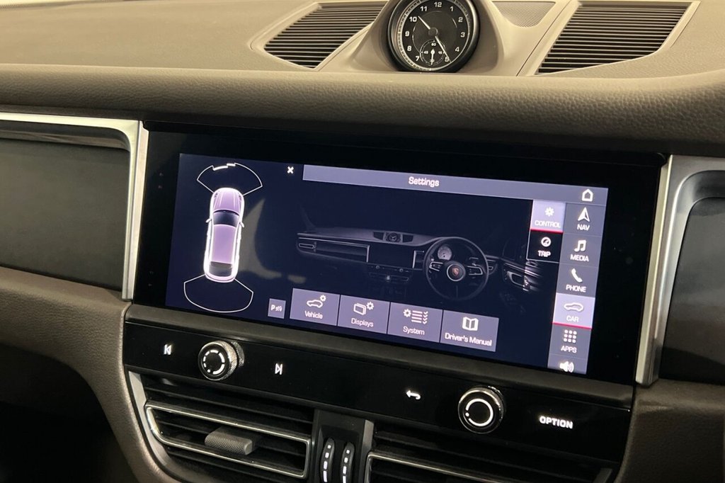 Used Porsche Macan 2022 for sale - 76470468: Photo 30