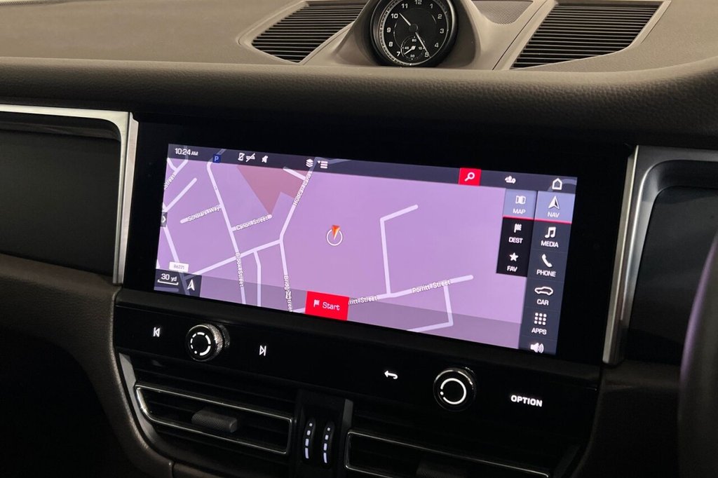 Used Porsche Macan 2022 for sale - 76470468: Photo 31