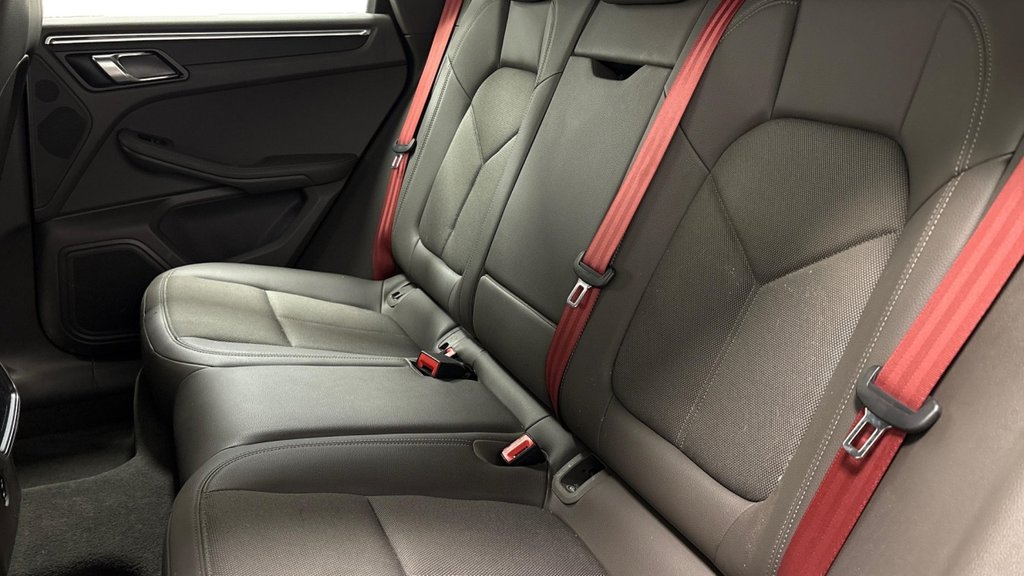 Used Porsche Macan 2022 for sale - 76470468: Photo 9