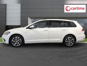 Used Volkswagen Golf 2019 for sale - 79350537: Photo