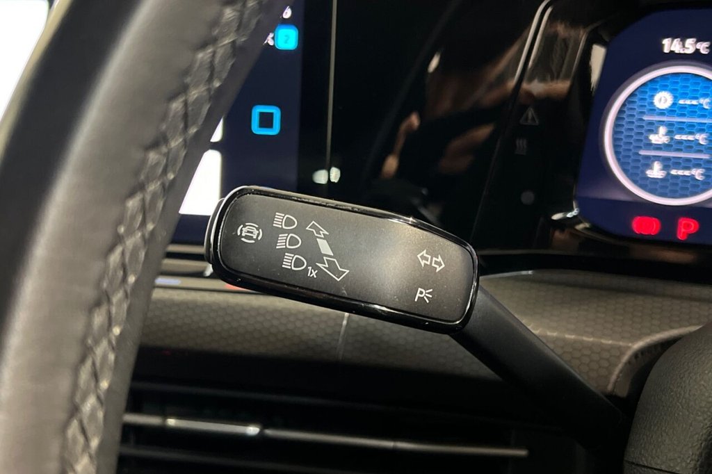 Used Volkswagen Golf 2022 for sale - 76105769: Photo 30