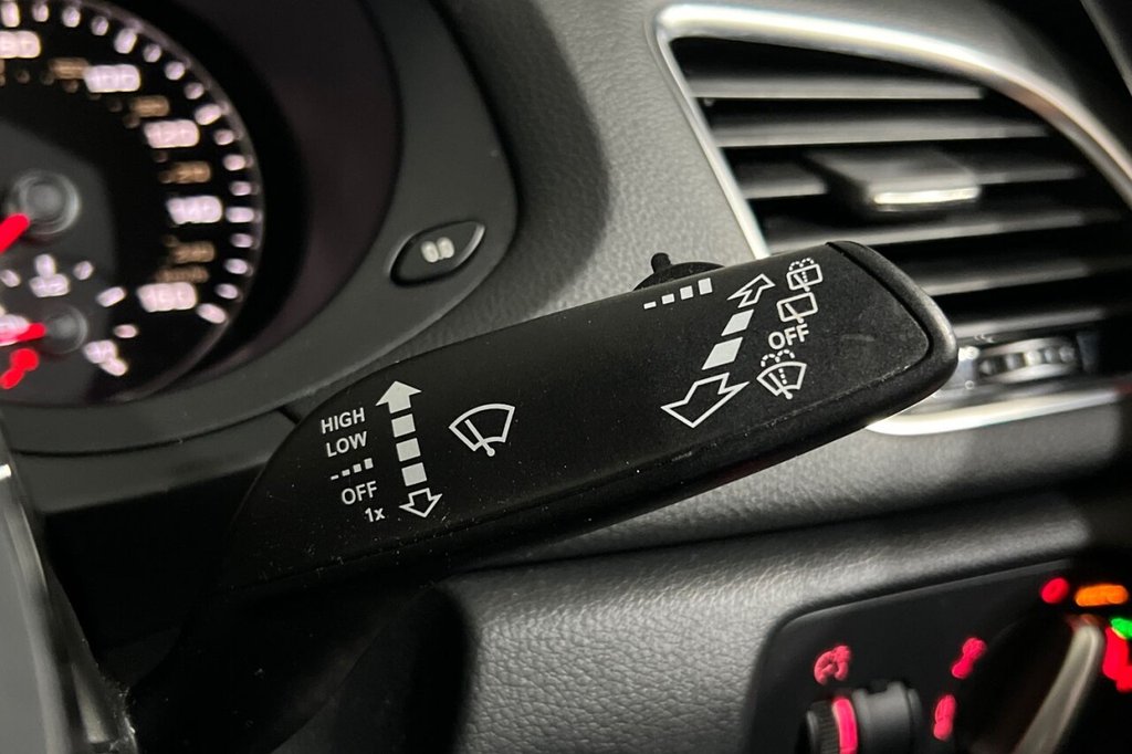 Used Audi Q3 2016 for sale - 76535439: Photo 32