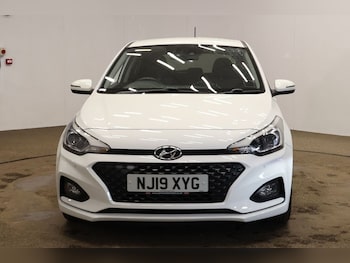 Used Hyundai i20 2019 for sale - 78570332: Photo