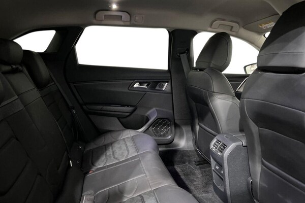 Used Citroen C5 X 2023 for sale - 75624999: Photo 10