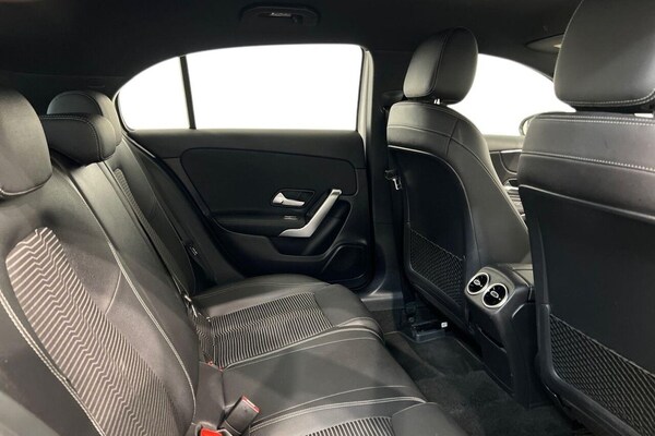 Used Mercedes-Benz A-Class 2018 for sale - 76154541: Photo 10