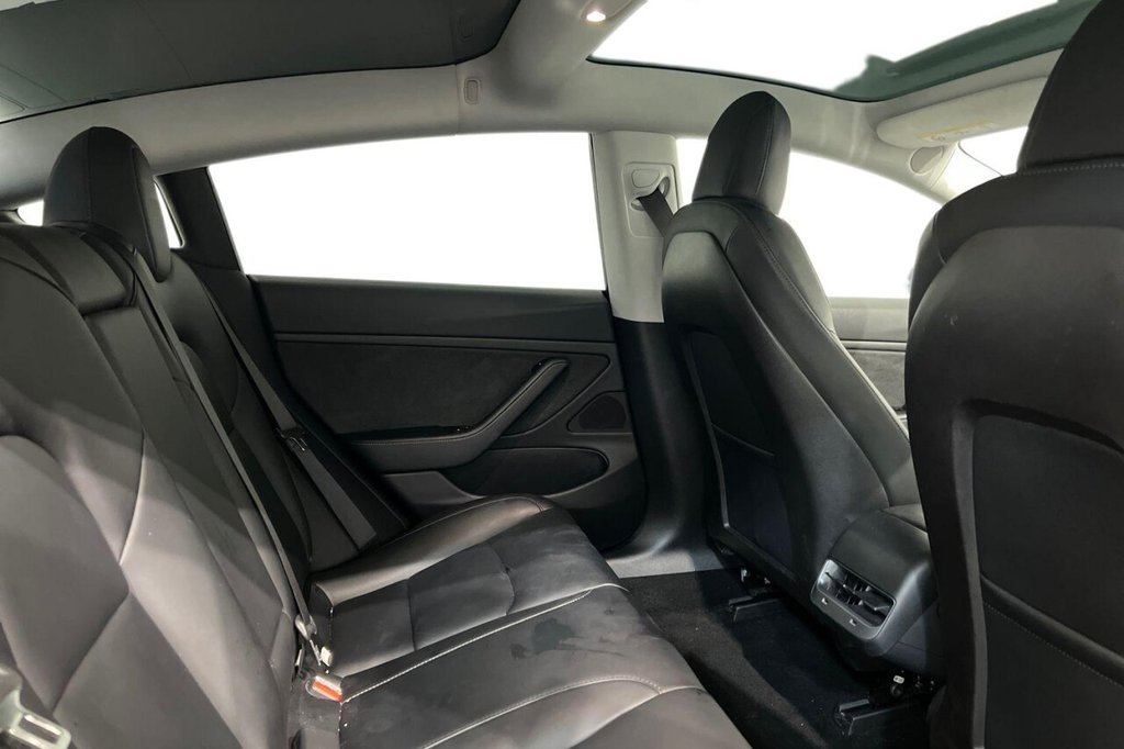 Used Tesla Model 3 2019 for sale - 77014158: Photo 10