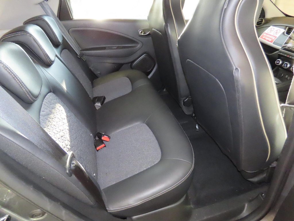 Used Renault Zoe 2022 for sale - 76841666: Photo 11