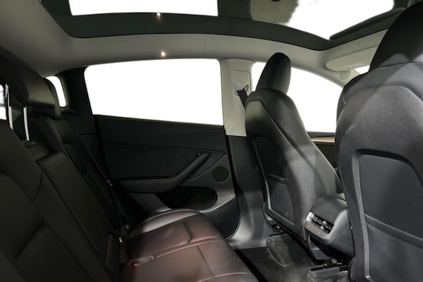 Used Tesla Model Y 2022 for sale - 76154507: Photo 10
