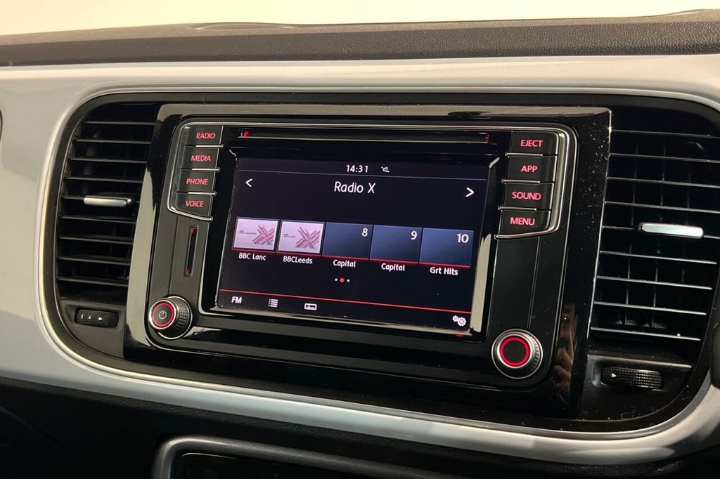 Used Volkswagen Beetle 2018 for sale - 76724628: Photo 16