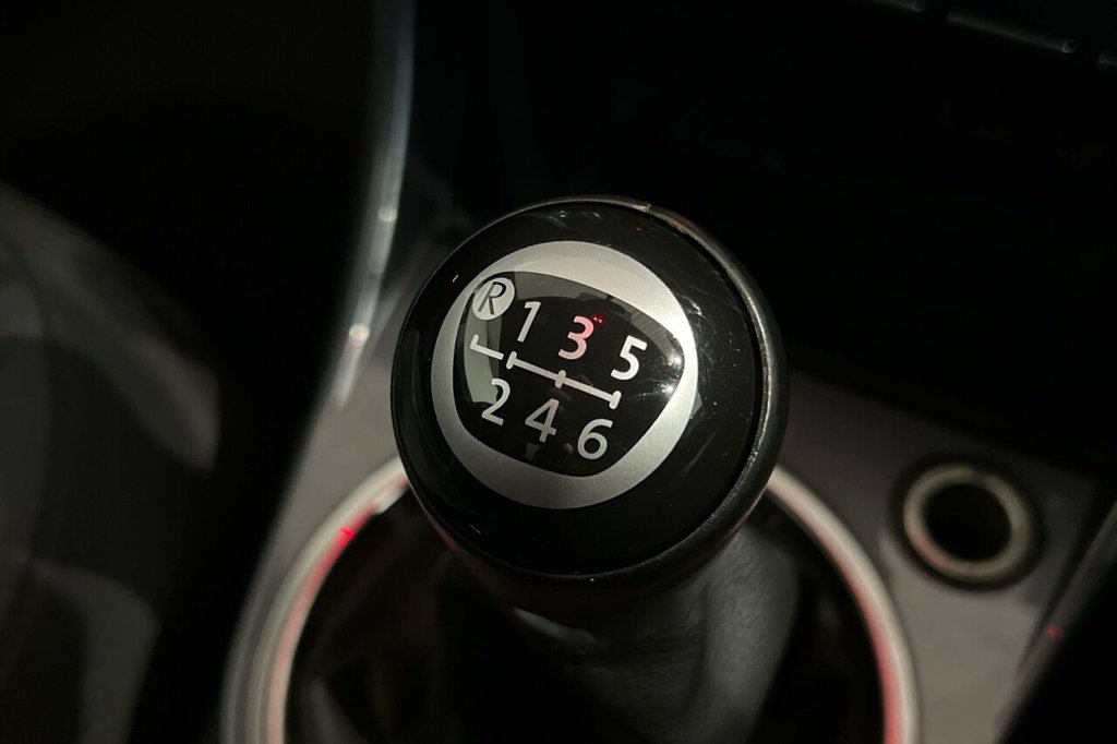 Used Volkswagen Beetle 2018 for sale - 76724628: Photo 22