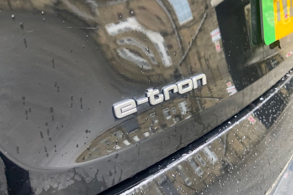 Used Audi e-tron 2020 for sale - 77280769: Photo 28