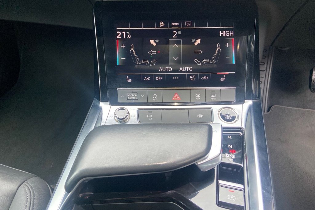 Used Audi e-tron 2020 for sale - 77280769: Photo 46