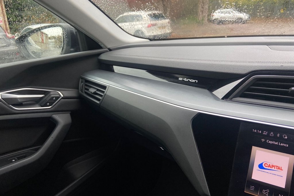 Used Audi e-tron 2020 for sale - 77280769: Photo 49