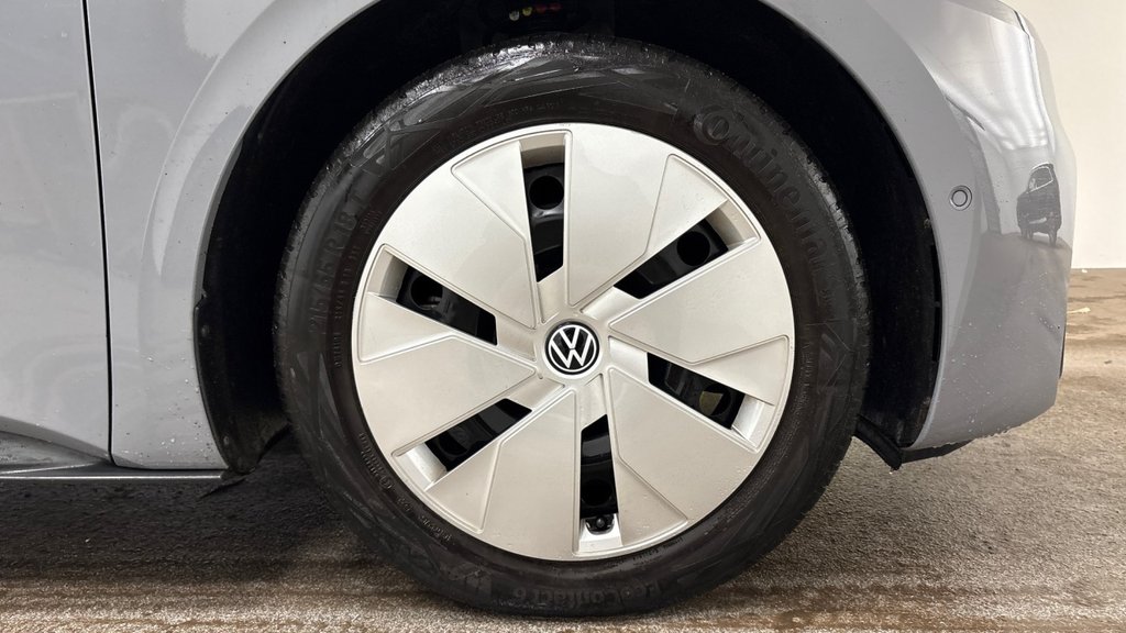 Used Volkswagen ID.3 2023 for sale - 77725732: Photo 5