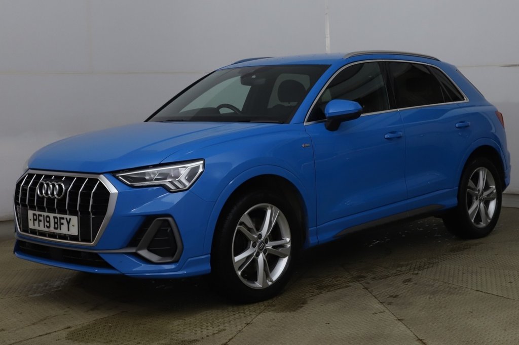 Used Audi Q3 2019 for sale - 76999178: Photo 2