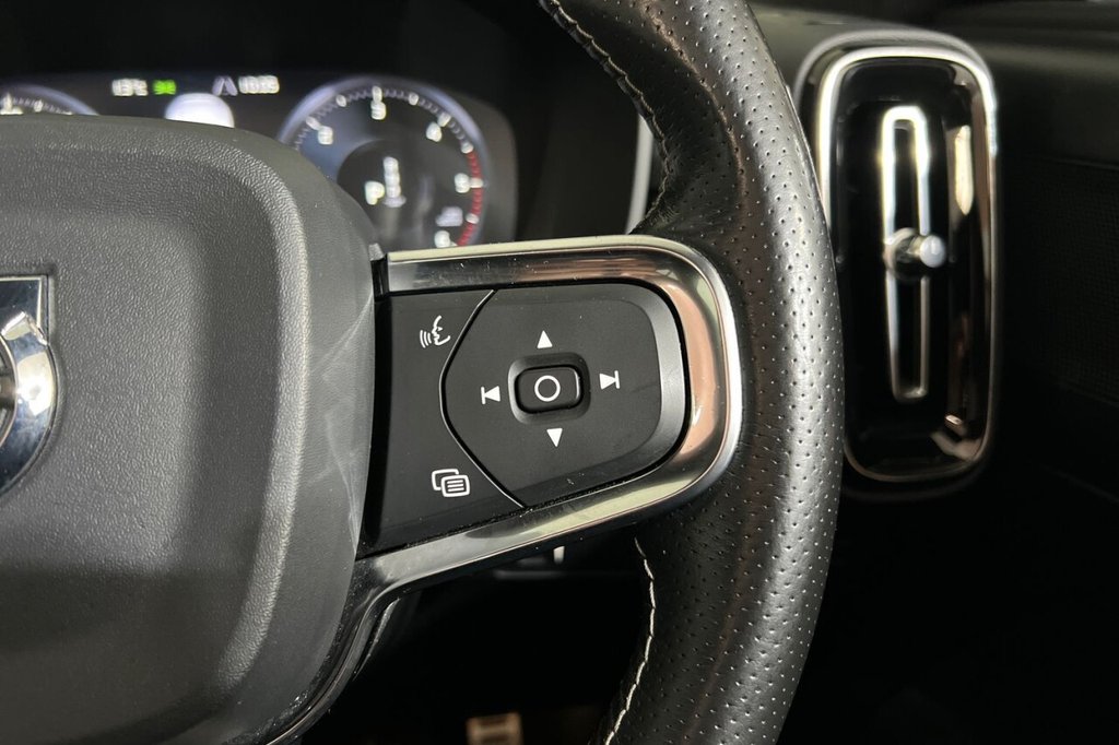 Used Volvo XC40 2018 for sale - 75801414: Photo 27