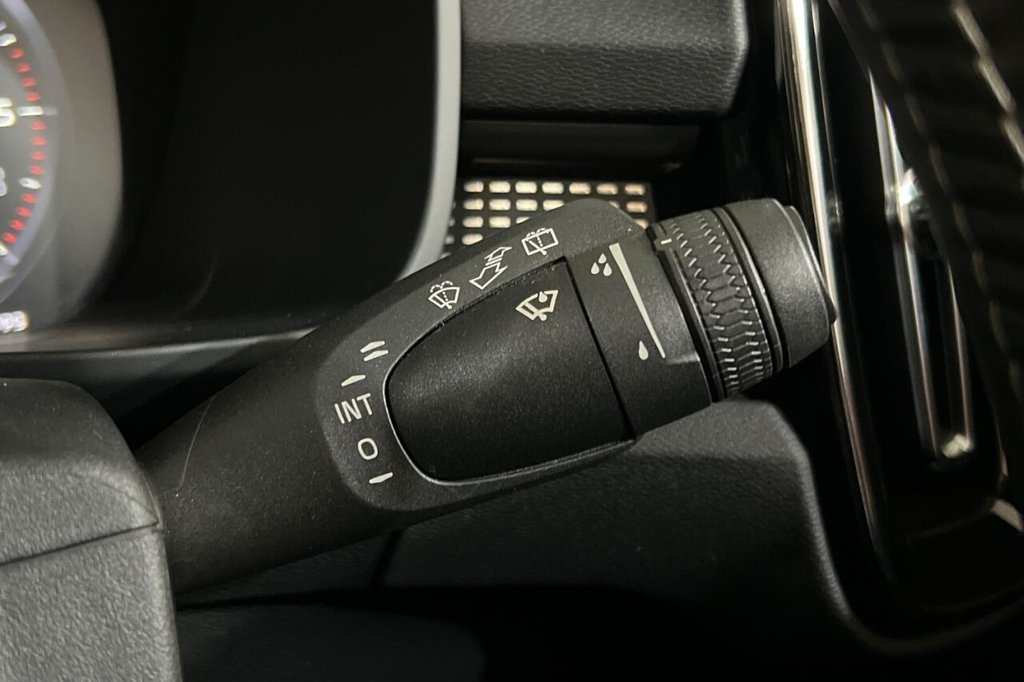 Used Volvo XC40 2018 for sale - 75801414: Photo 29
