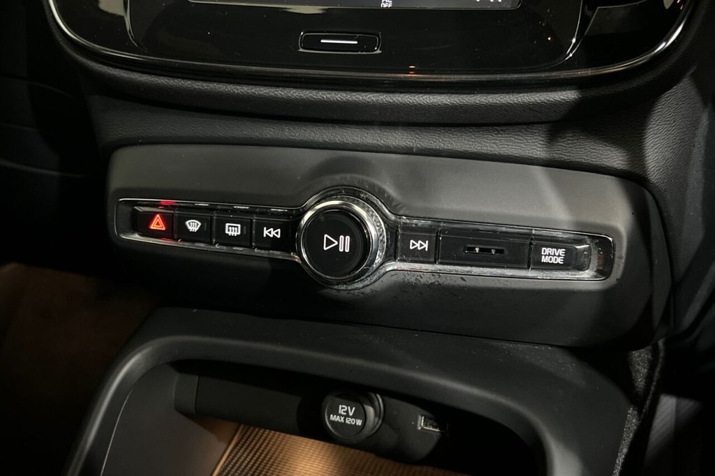 Used Volvo XC40 2018 for sale - 75801414: Photo 36