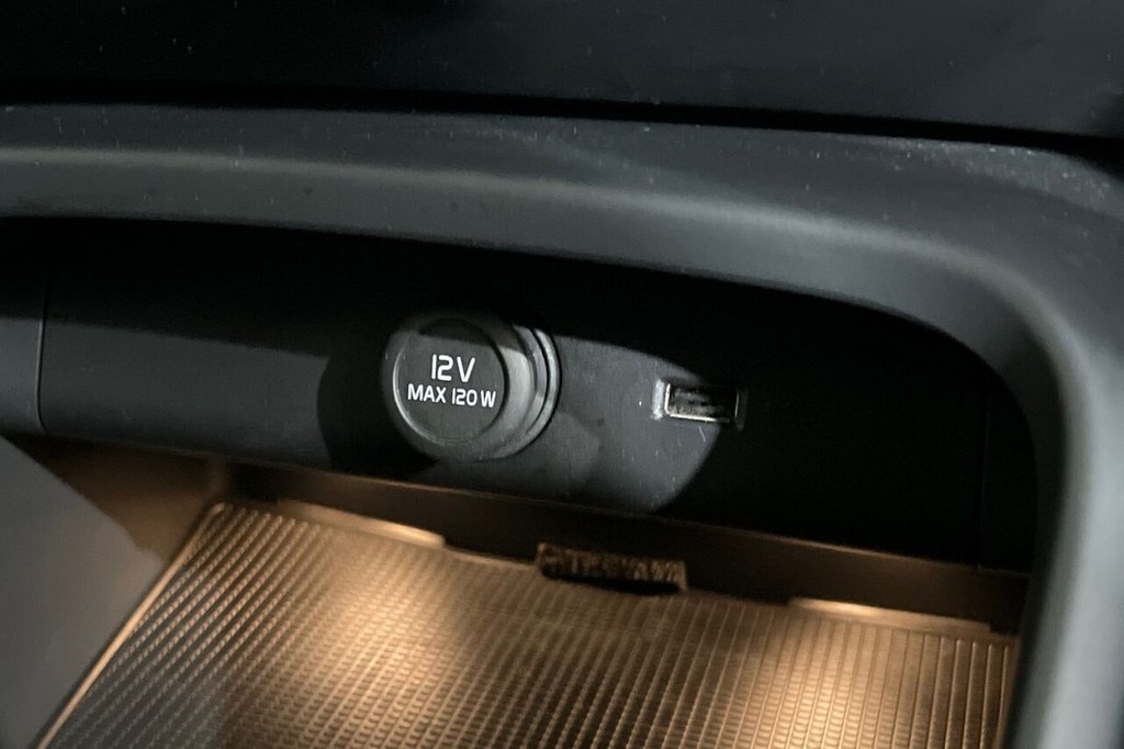 Used Volvo XC40 2018 for sale - 75801414: Photo 38