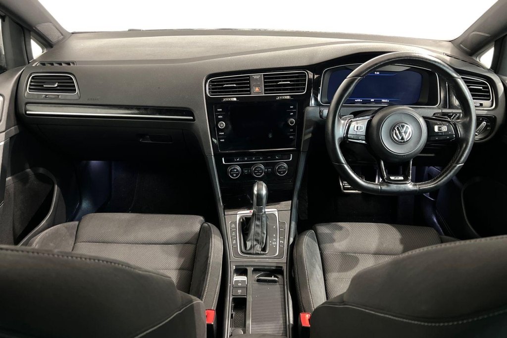 Used Volkswagen Golf 2018 for sale - 76883234: Photo 10