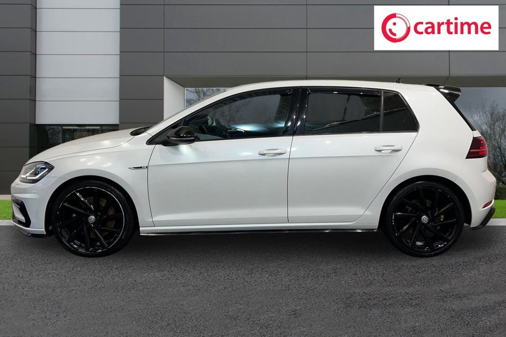 Used Volkswagen Golf 2018 for sale - 76883234: Photo 2