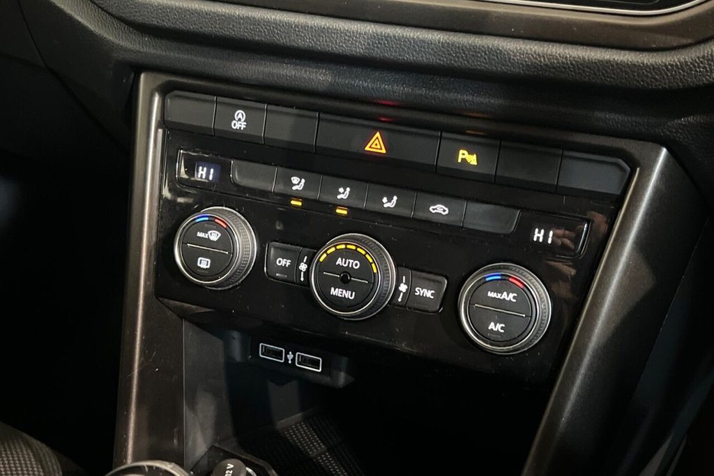 Used Volkswagen T-Roc 2018 for sale - 77835186: Photo 33