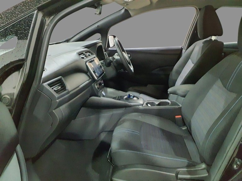 Used Nissan Leaf 2021 for sale - 76724603: Photo 7