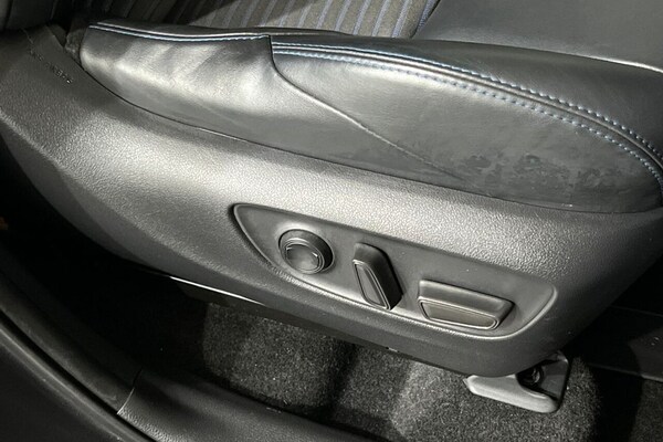 Used Toyota RAV4 2020 for sale - 75293016: Photo 23