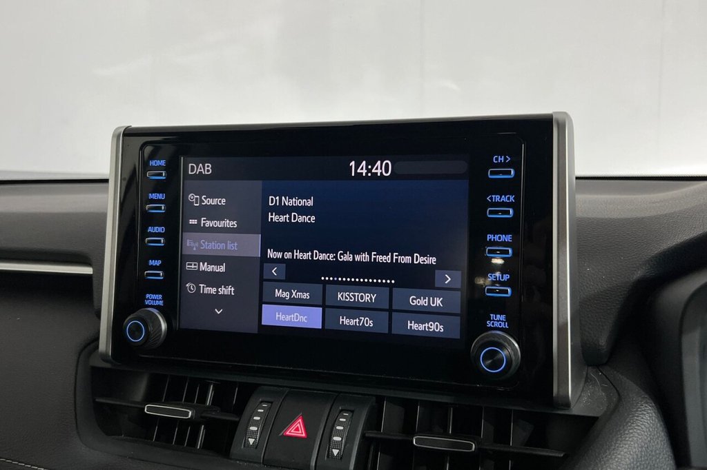 Used Toyota RAV4 2020 for sale - 76934533: Photo 19